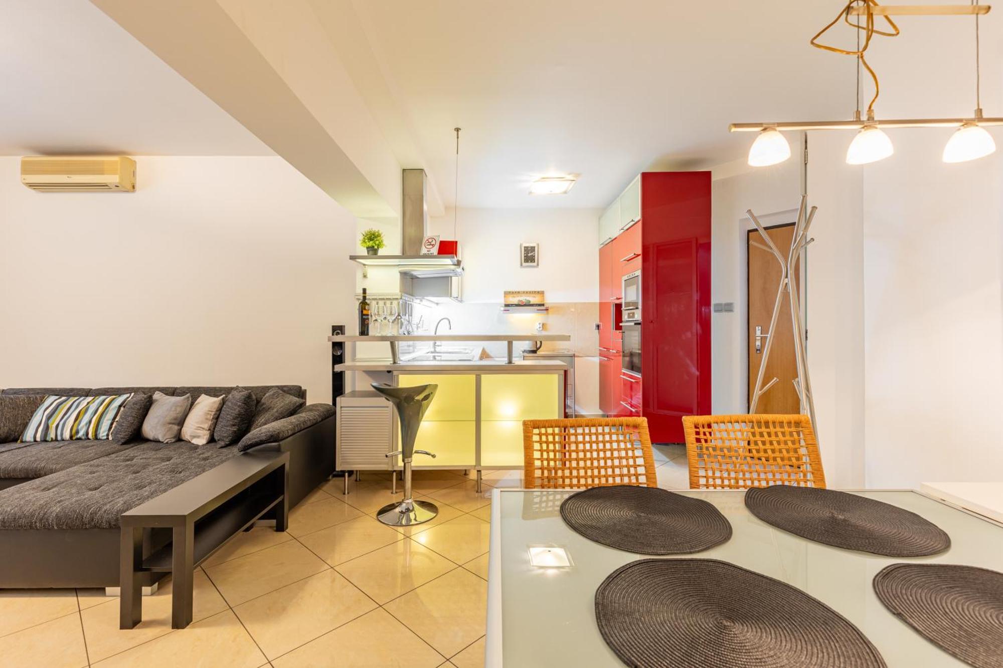 Castle Vista Getaway, Free Parking Appartement Bratislava Buitenkant foto