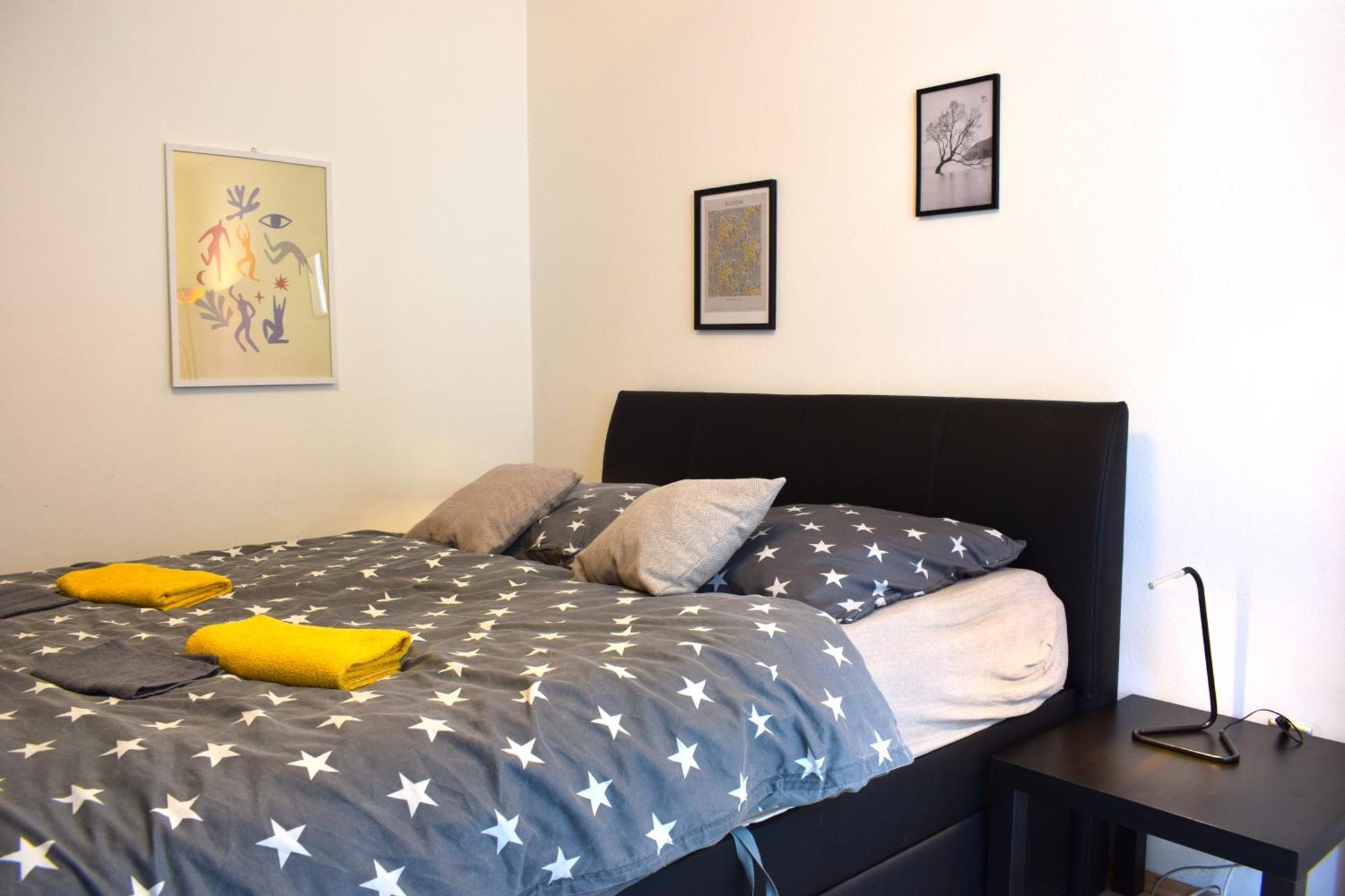 Castle Vista Getaway, Free Parking Appartement Bratislava Buitenkant foto